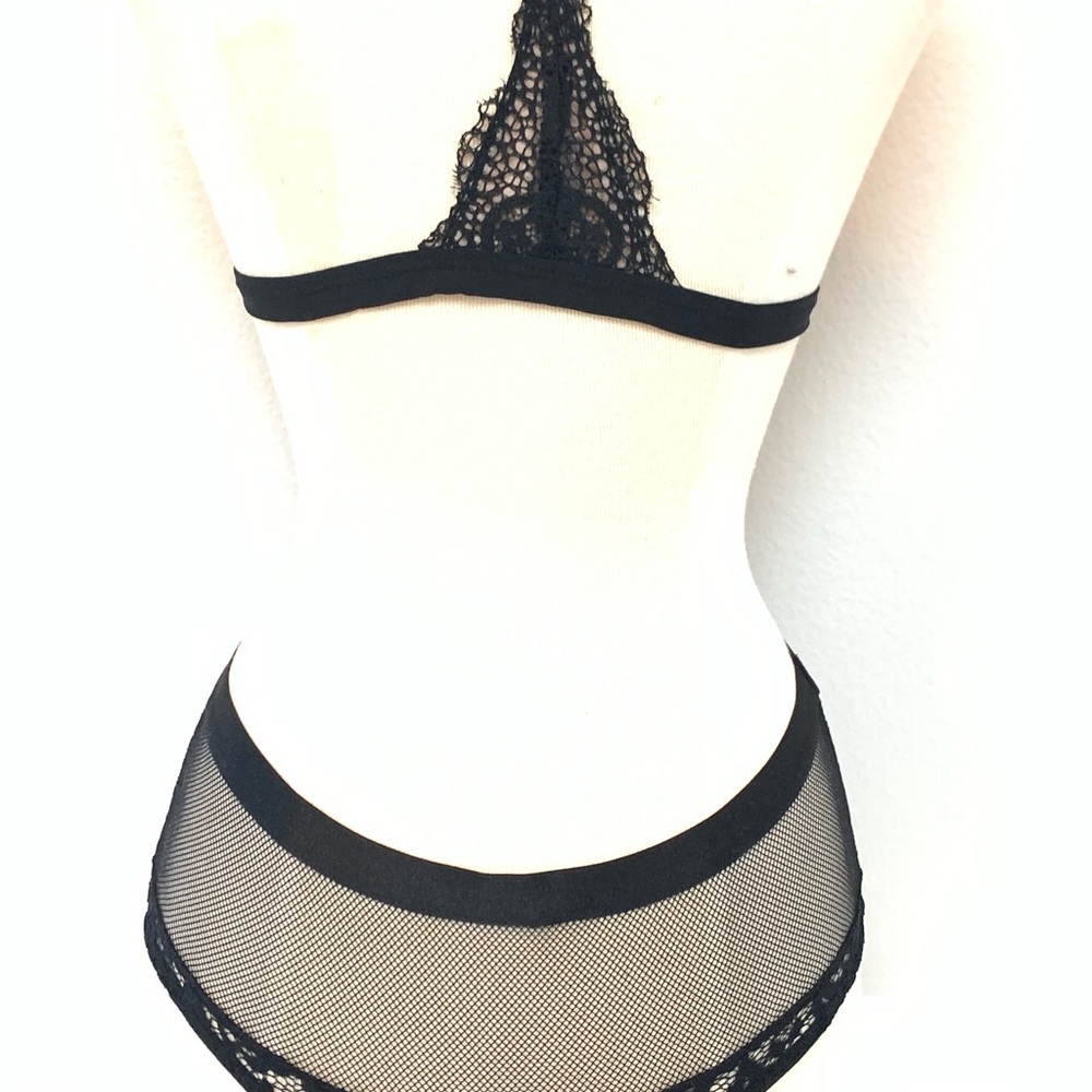 Two Piece Lingerie ( front closer brallete)
